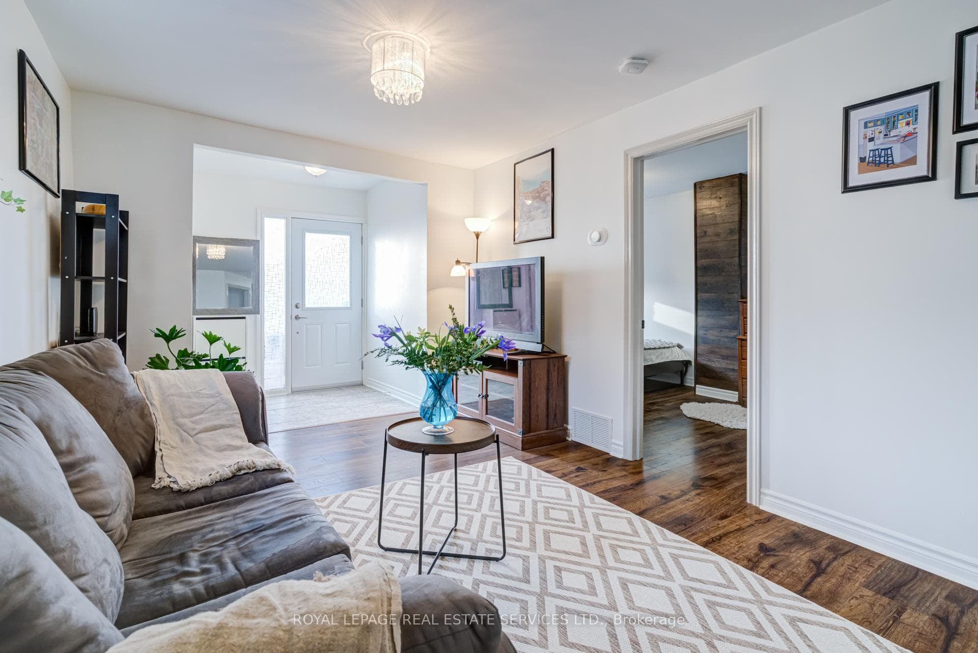 36 Harmony Avenue photo 8