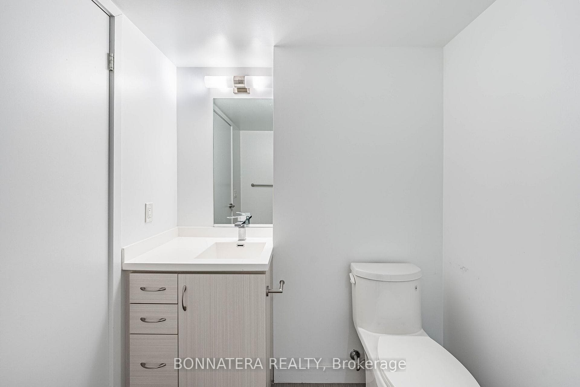 181 Huron Street Unit 701 photo 20