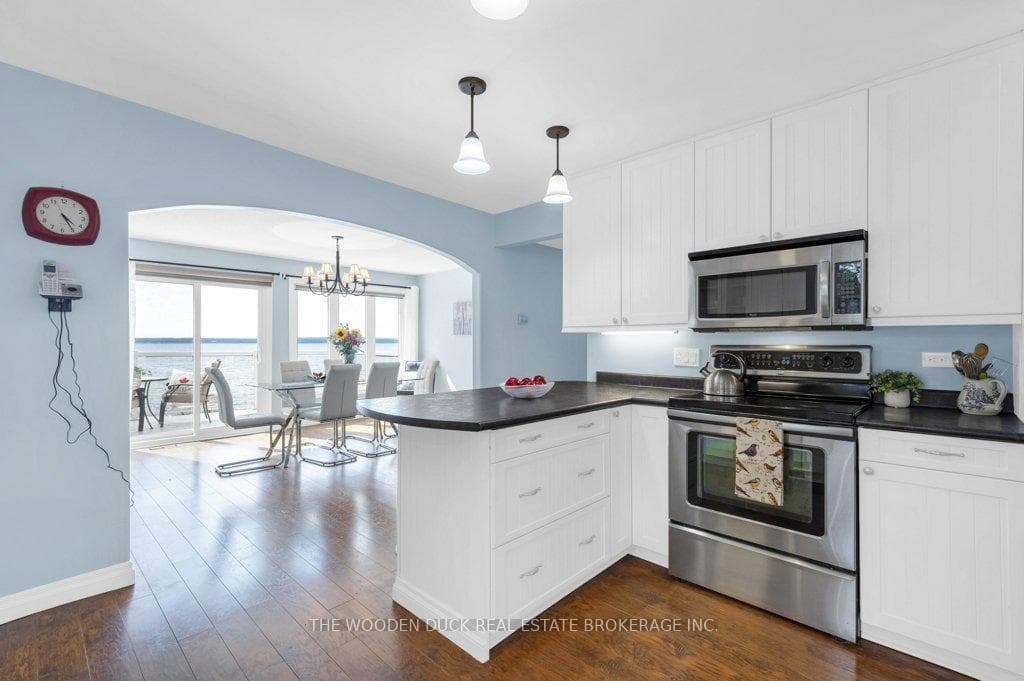 674 Round Lake Road photo 11