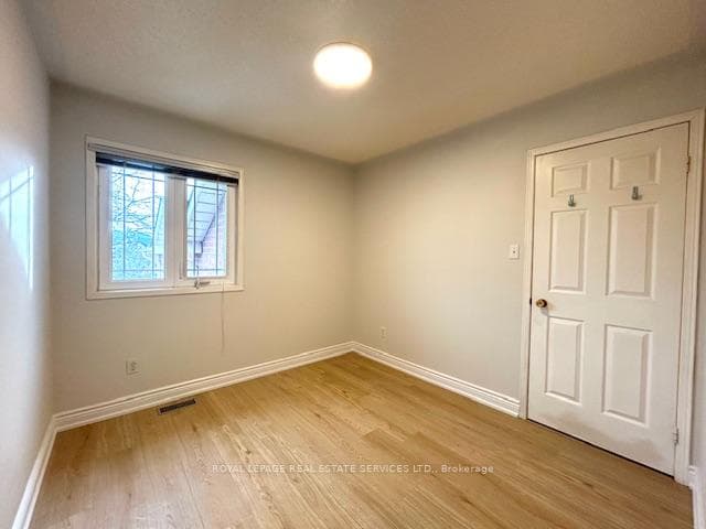 5323 Flatford Road photo 24