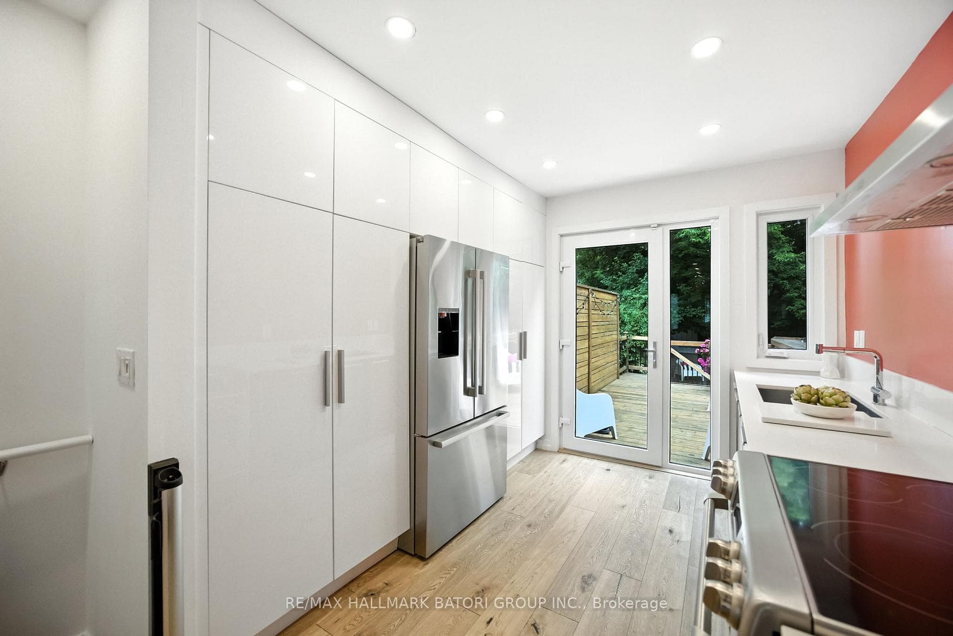 276 Roselawn Avenue photo 14