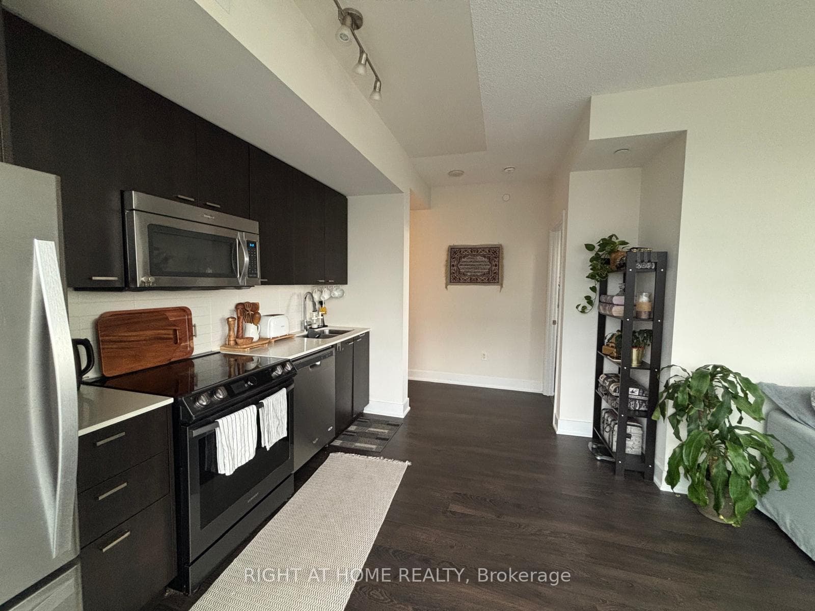 30 Roehampton Avenue Unit 2308 photo 37