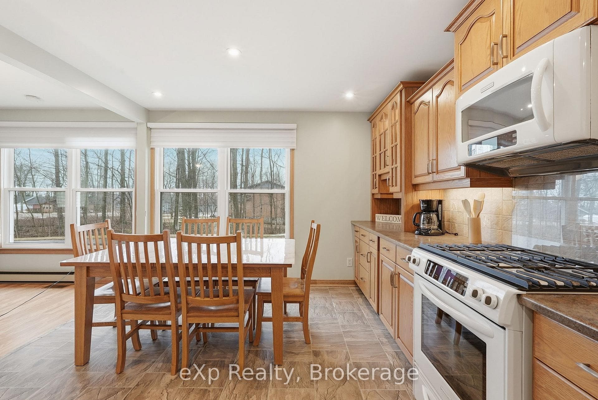 75 Lakeland Drive photo 17