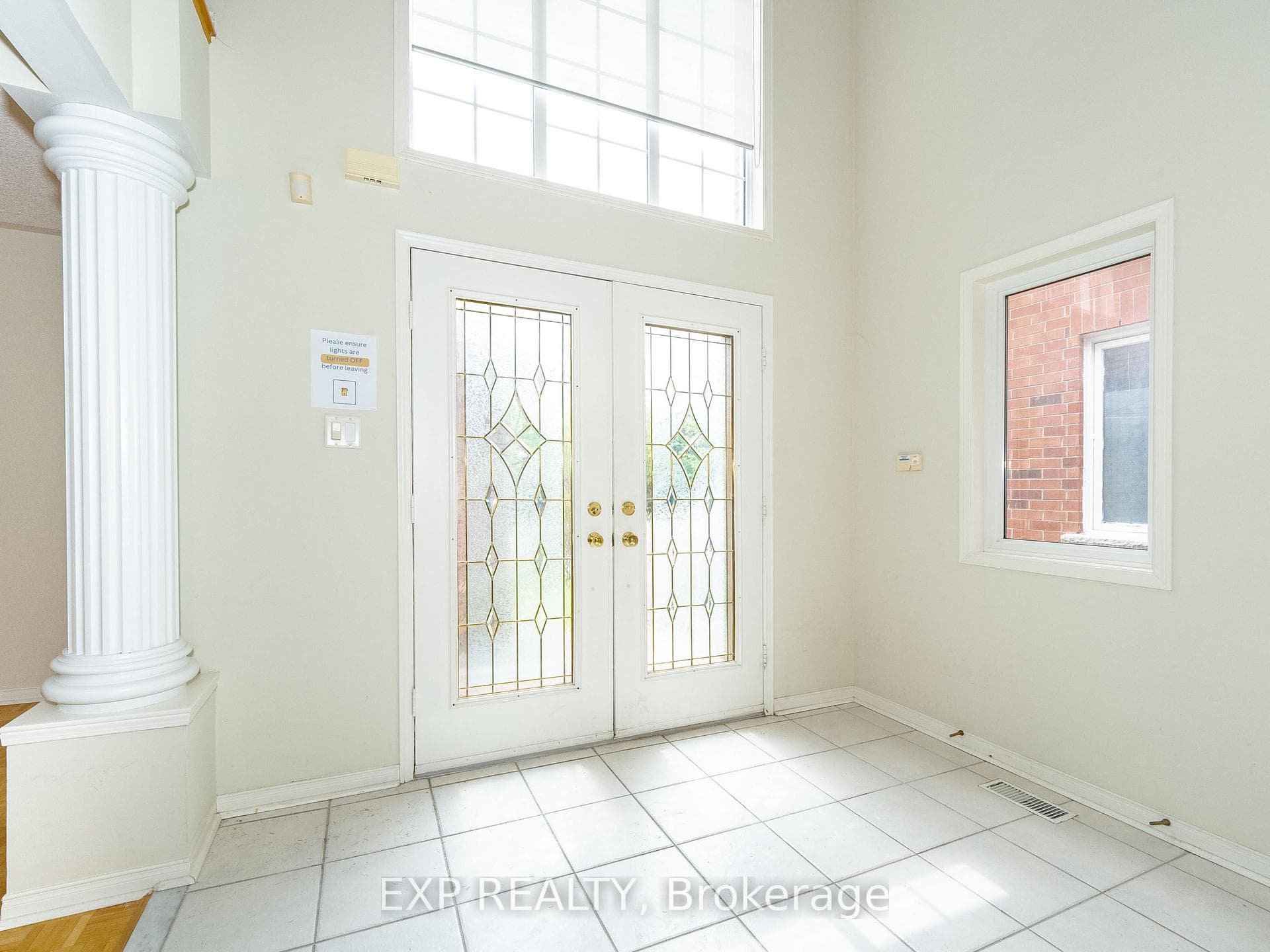 143 Frank Endean Road photo 5