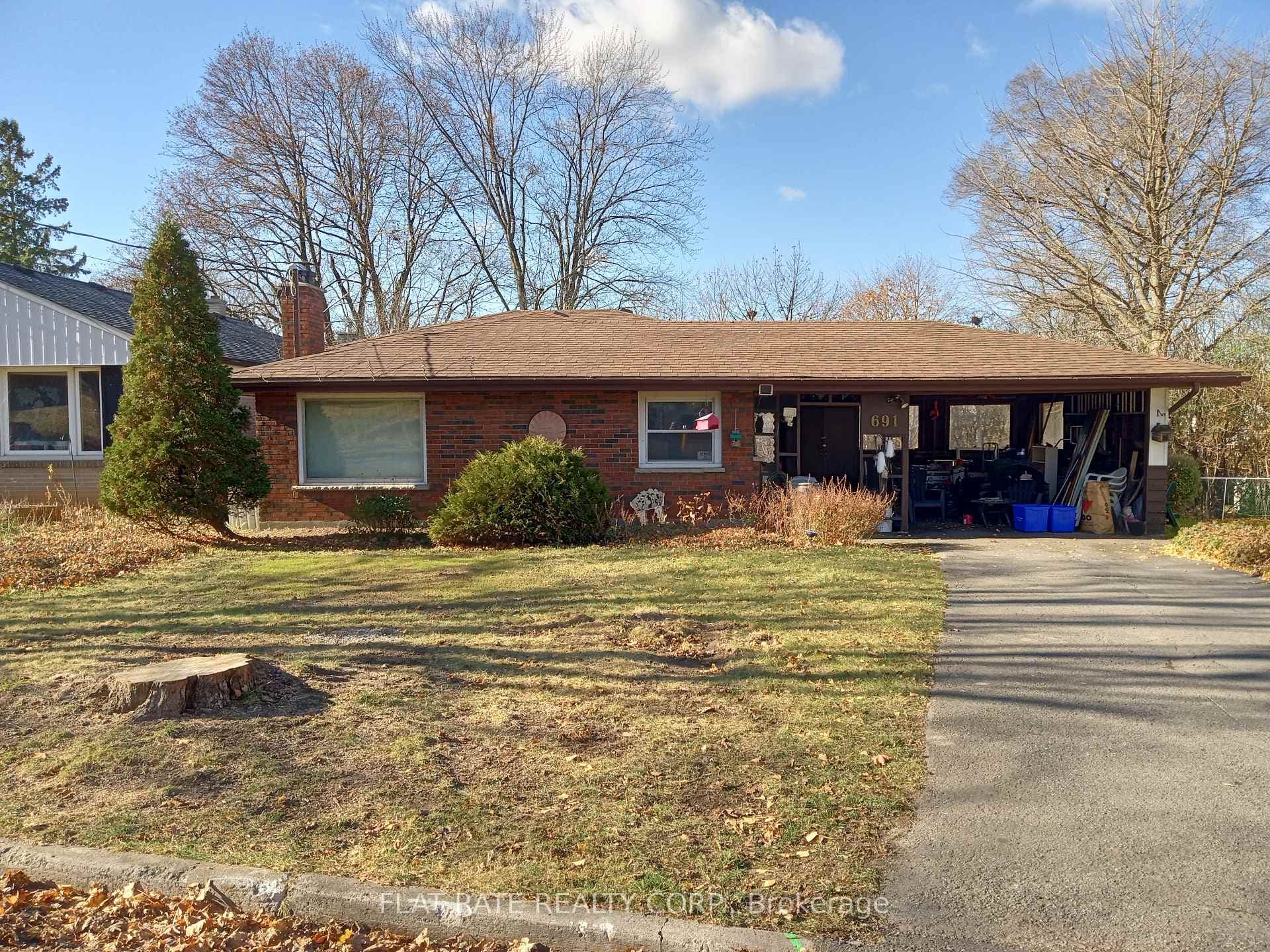 691 Stannor Drive photo 1