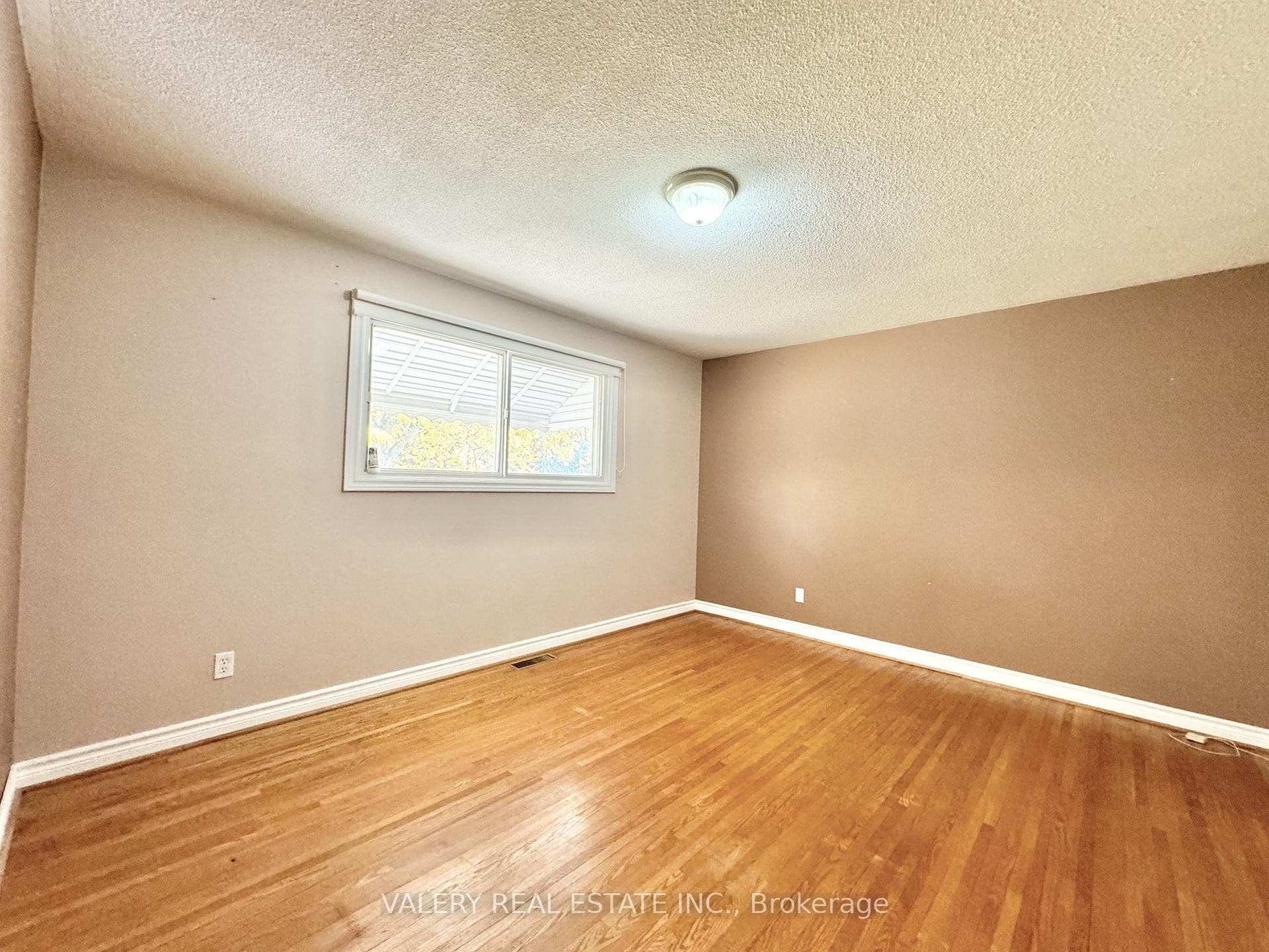 2949 Olde Base Line Road Unit Main photo 15