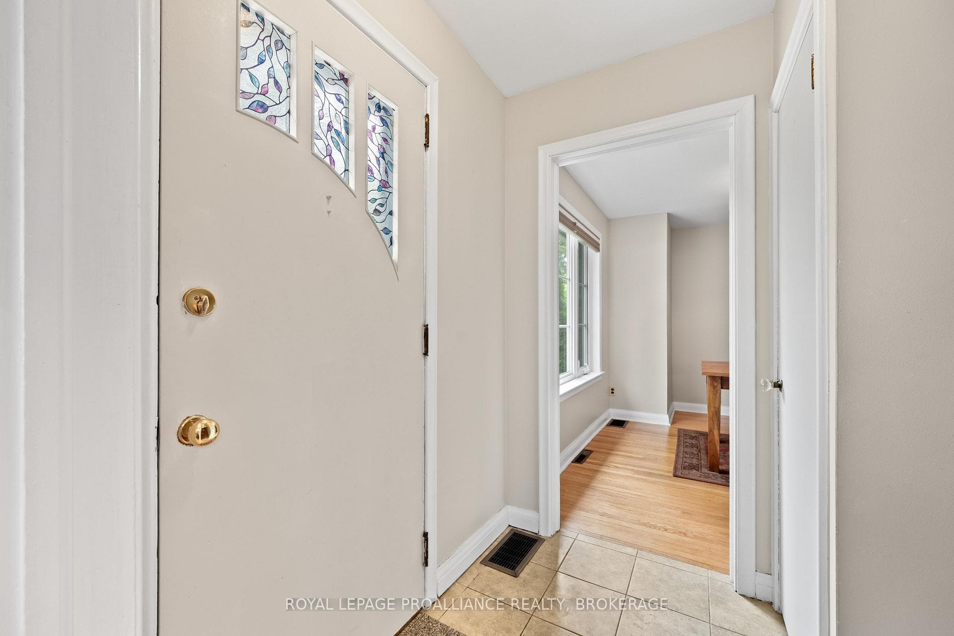 12 Westmoreland Road photo 6