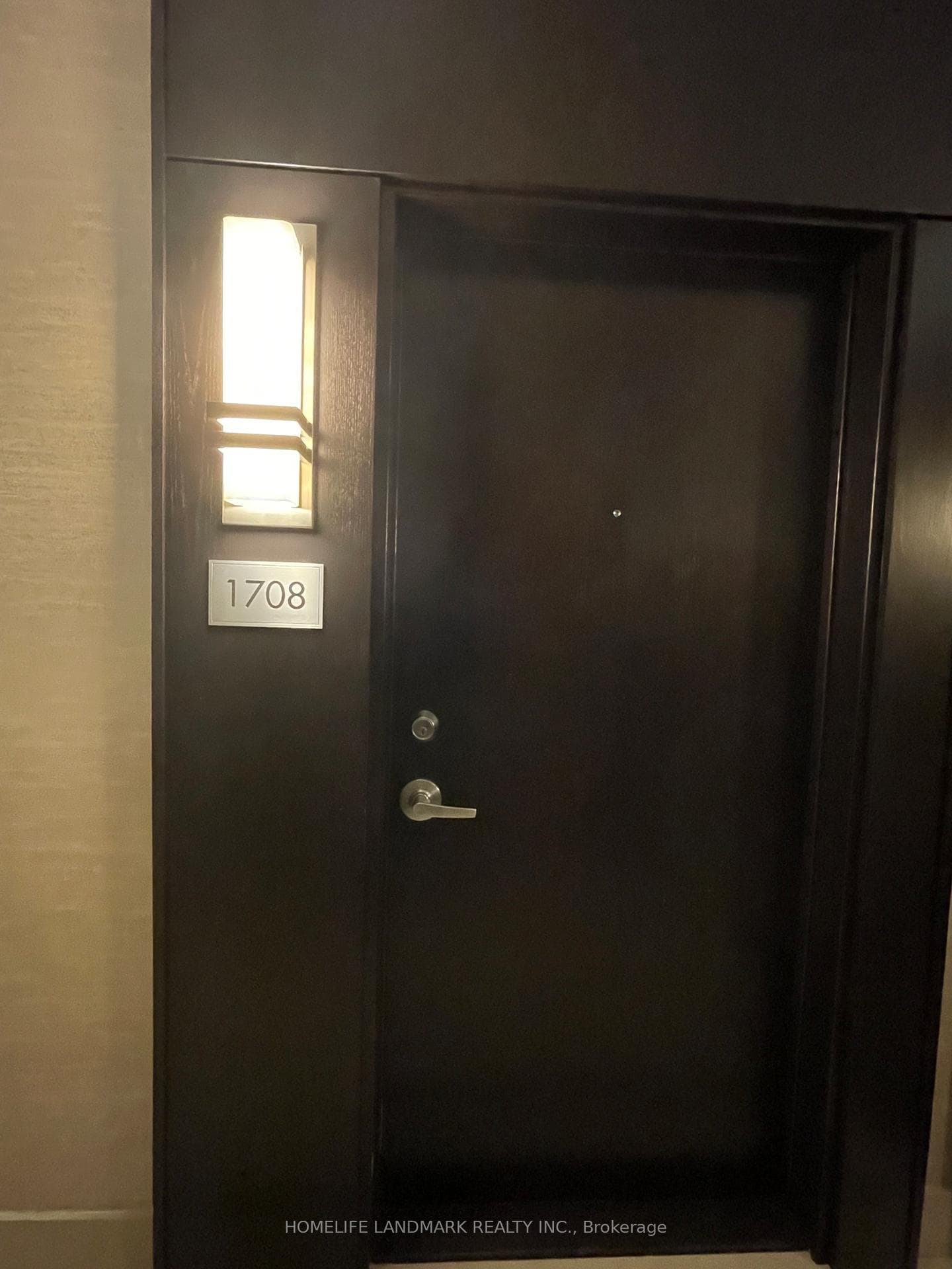 218 Queens Quay Unit 1708 photo 1
