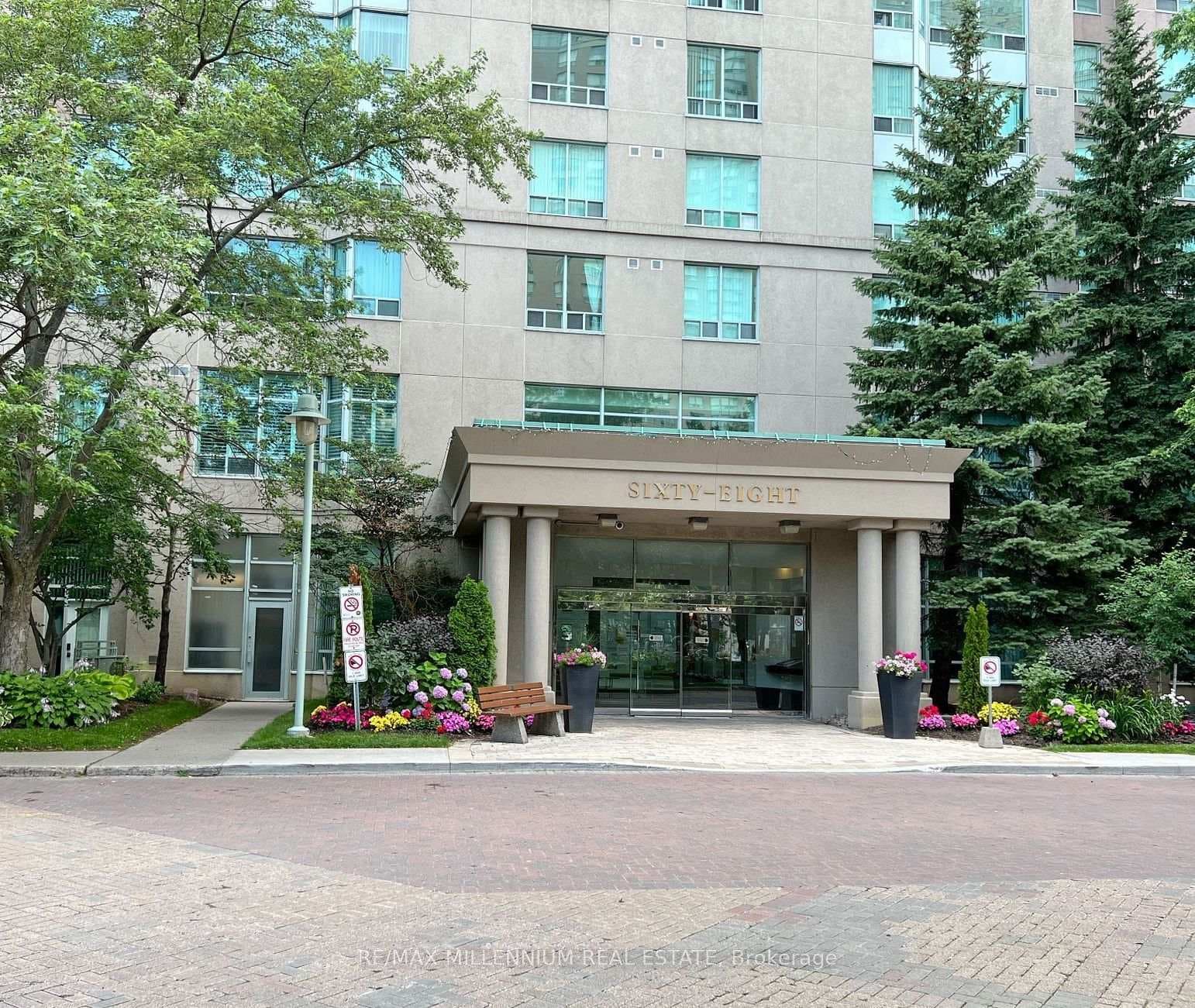 68 Corporate Drive Unit 1532 photo 1