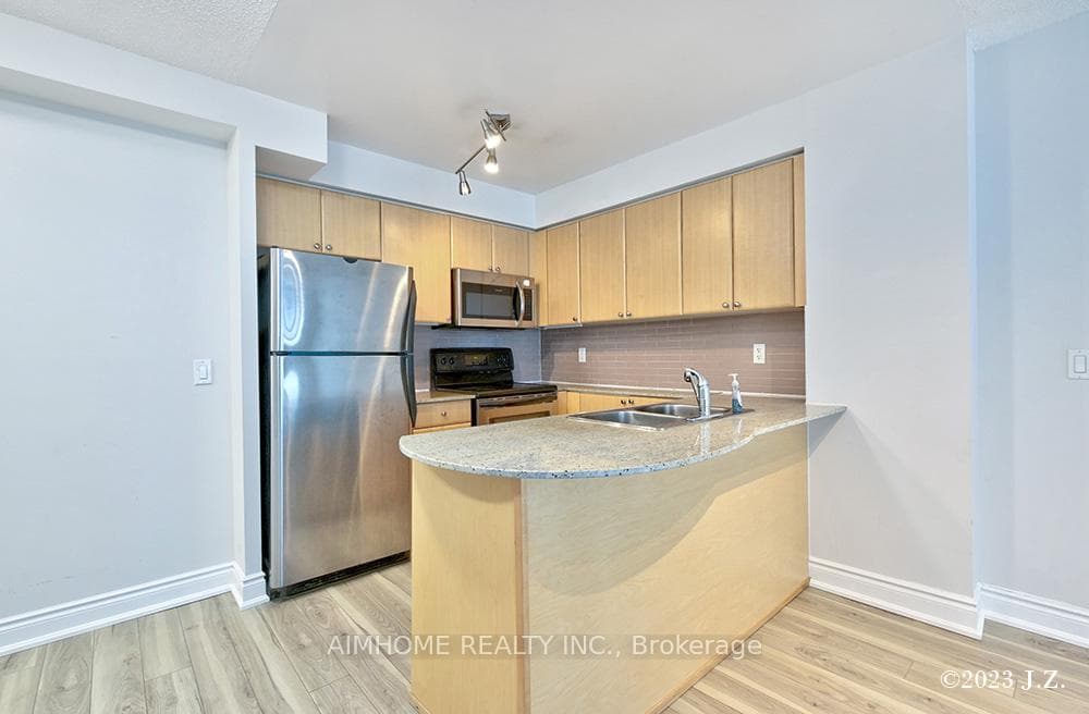 763 Bay Street Unit 3407 photo 7