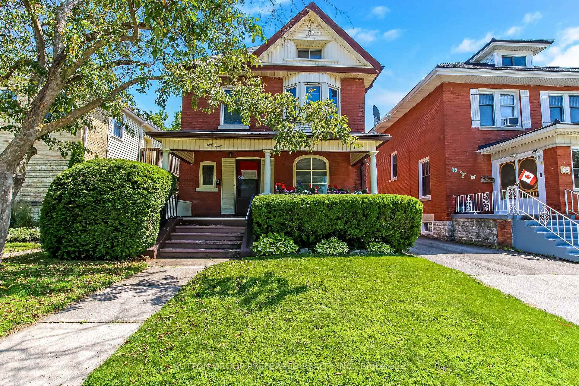 63 SOUTHWICK Street photo 1