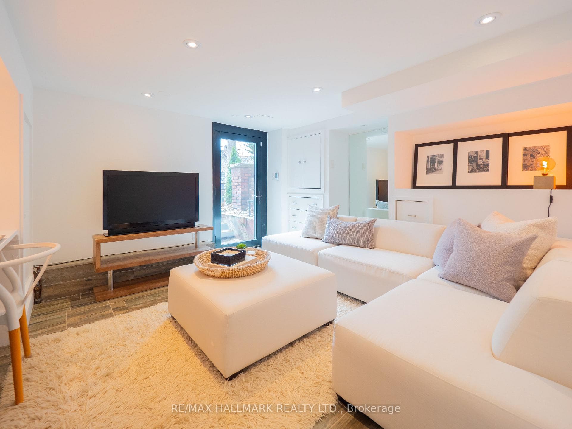 192 Withrow Avenue photo 42