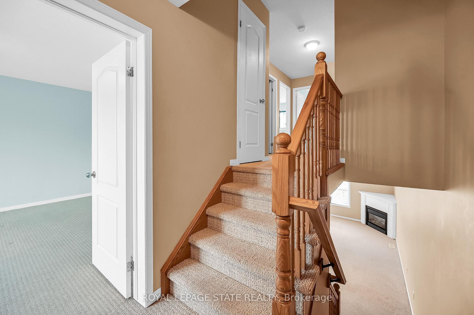 170 Palacebeach Trail Unit 24 photo 34