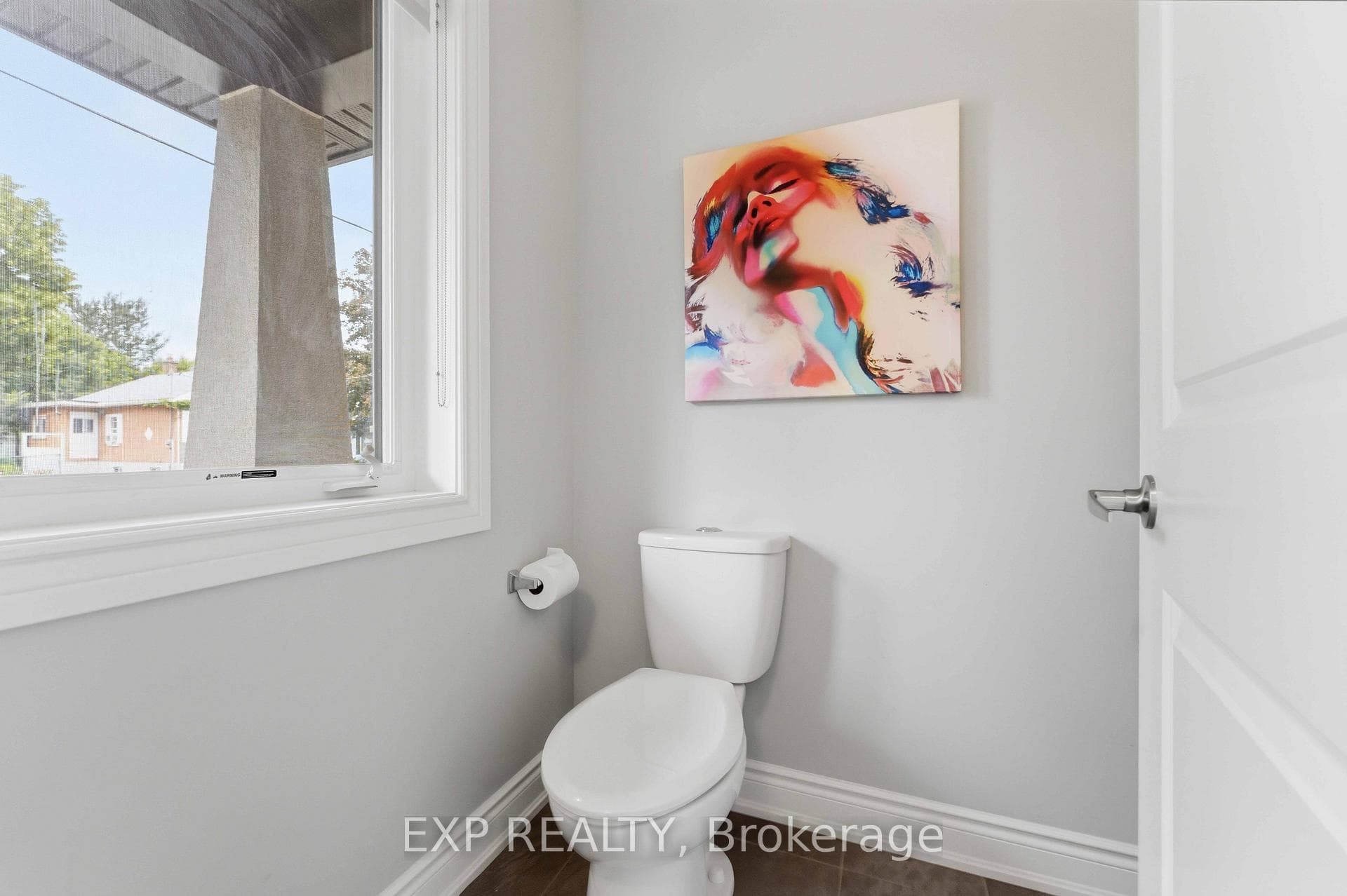 979 Admiral Avenue photo 11