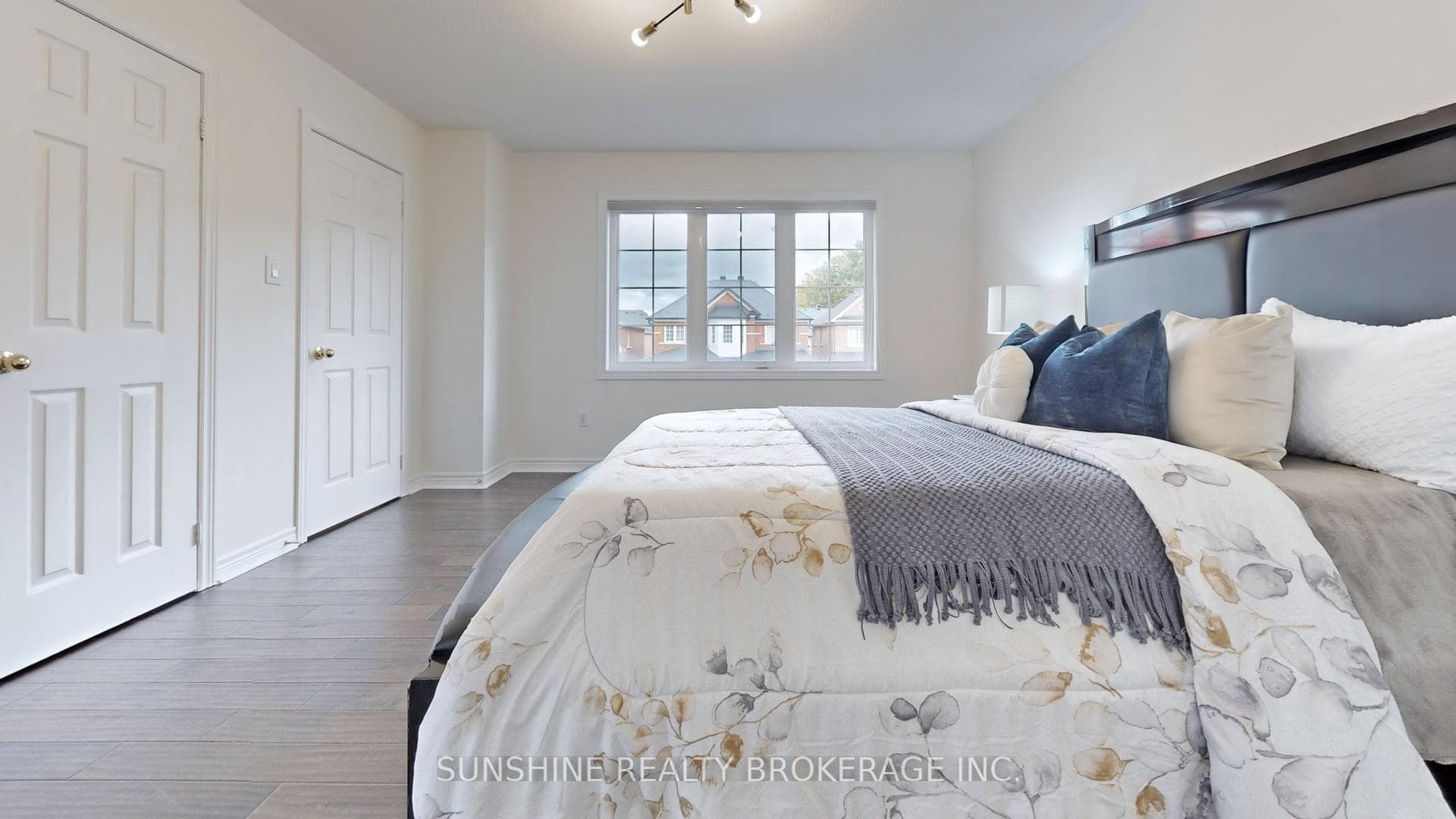 10 Eva Grove Court photo 17
