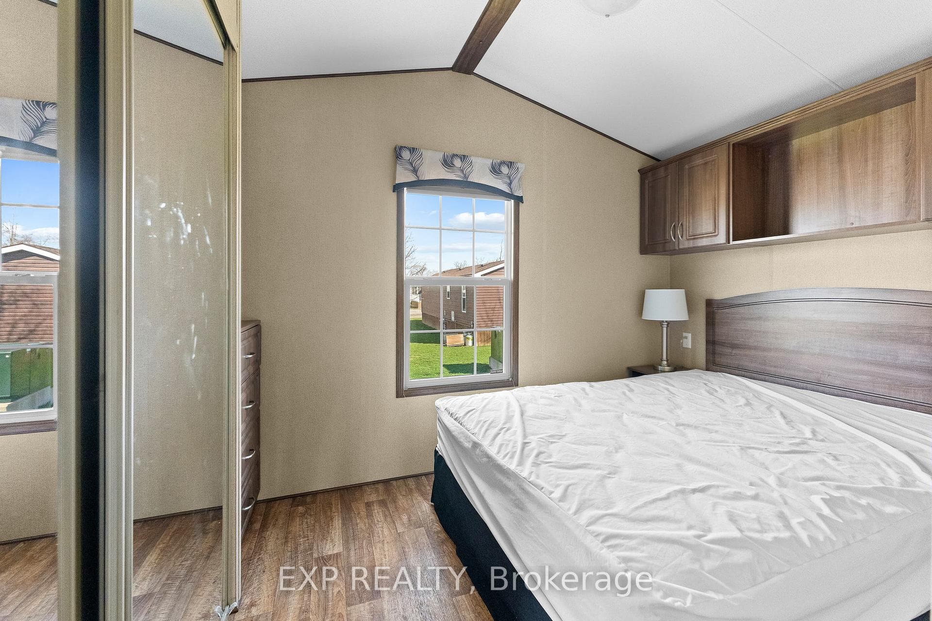 1501 Line 8 Road Unit 110 photo 17