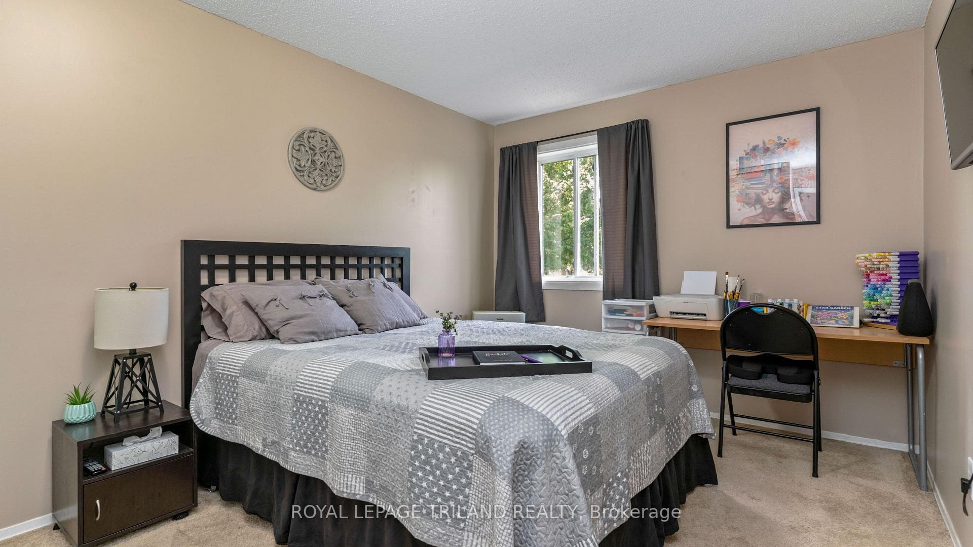 735 DEVERON Crescent Unit 116 photo 12