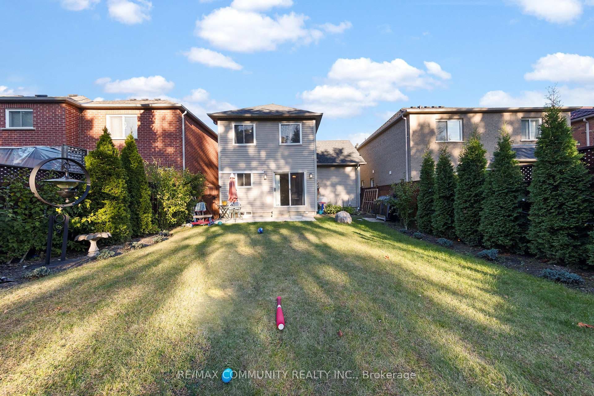 73 McSweeney Crescent photo 27