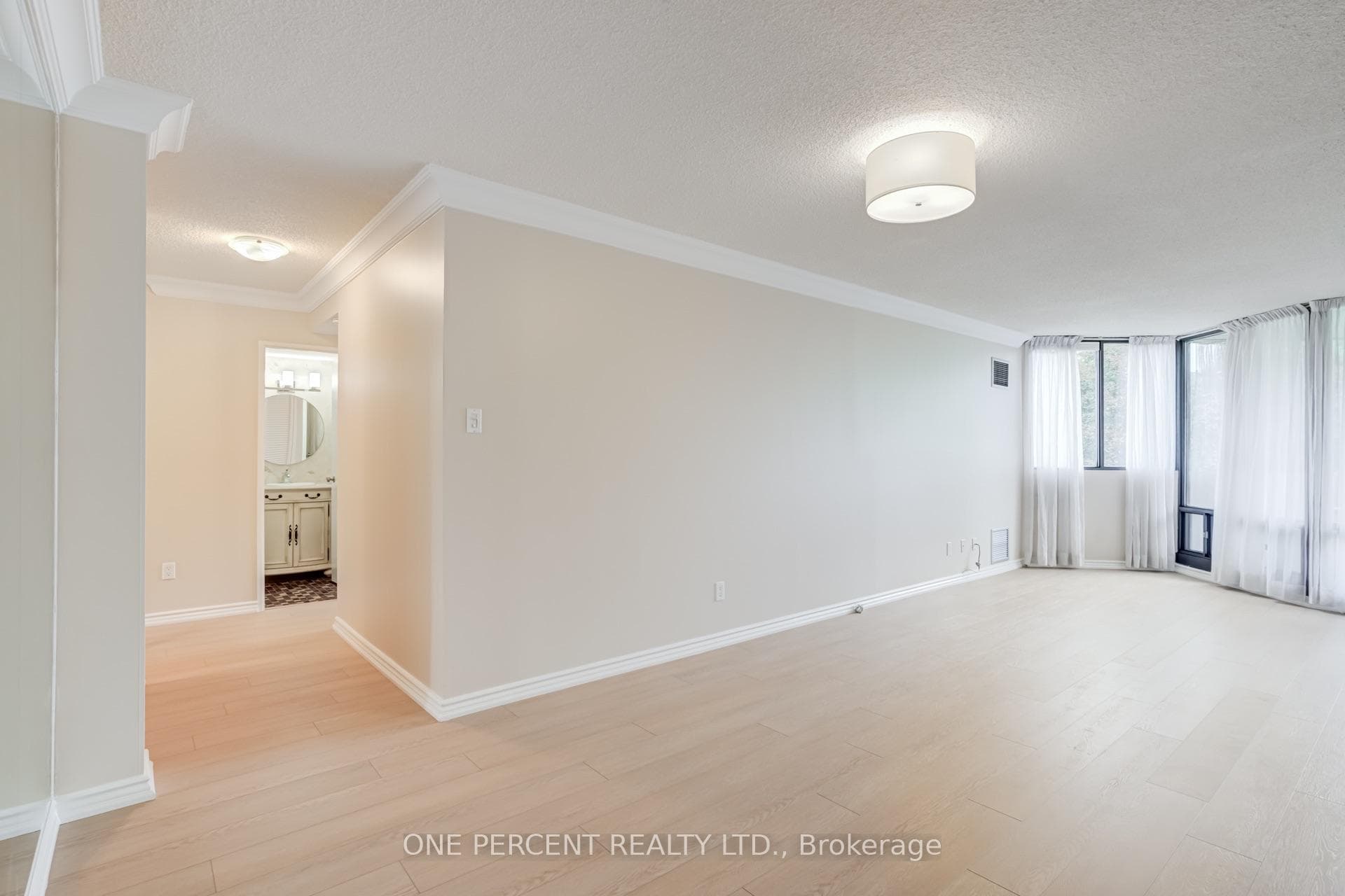 40 Baif Boulevard Unit 302 photo 11