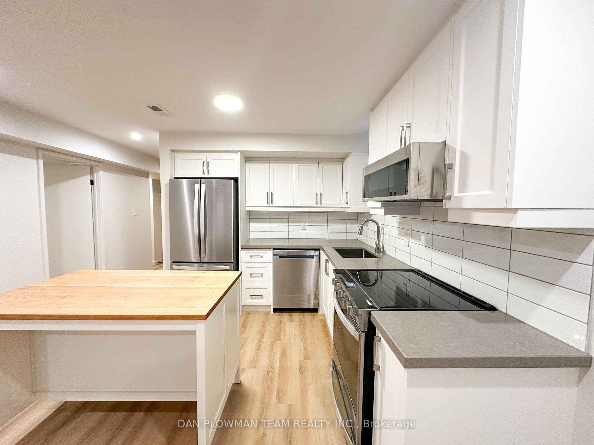 813 Groveland Avenue Unit Bsmt photo 6