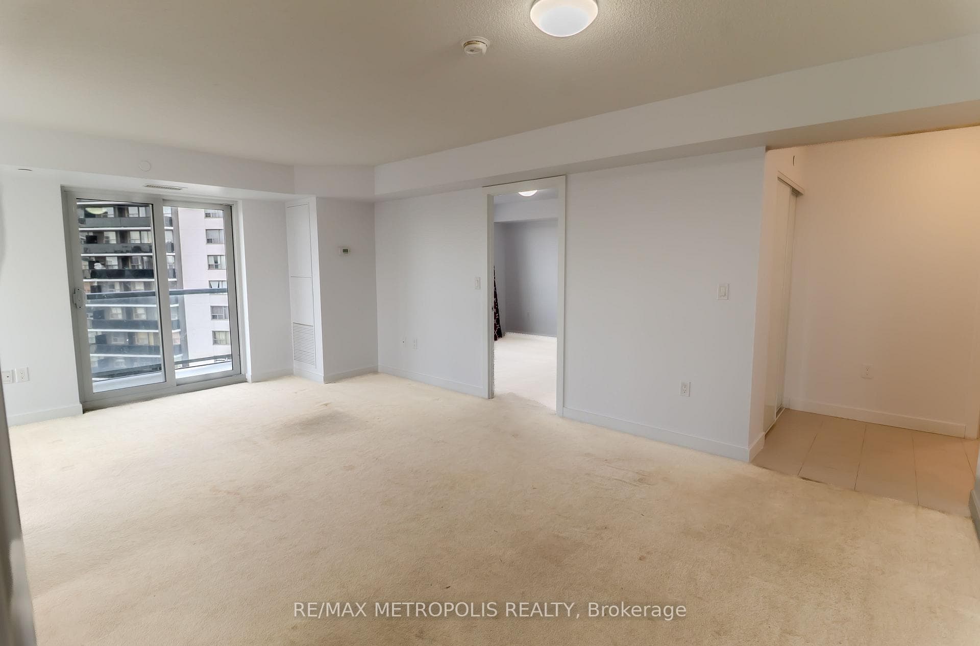 1346 Danforth Road Unit 913 photo 9