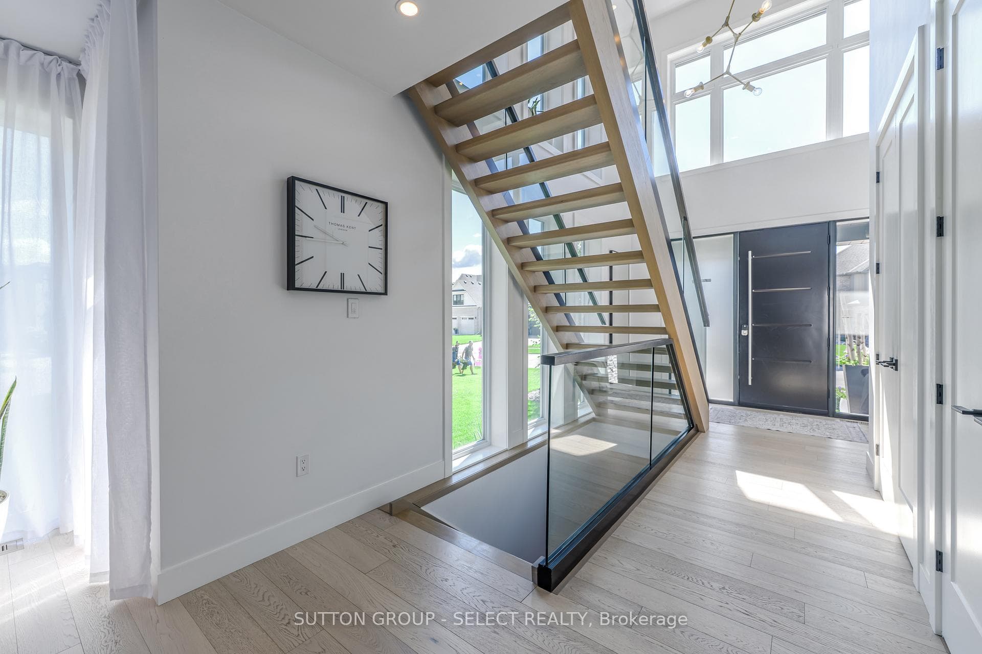 7 Valleyview Crescent photo 6