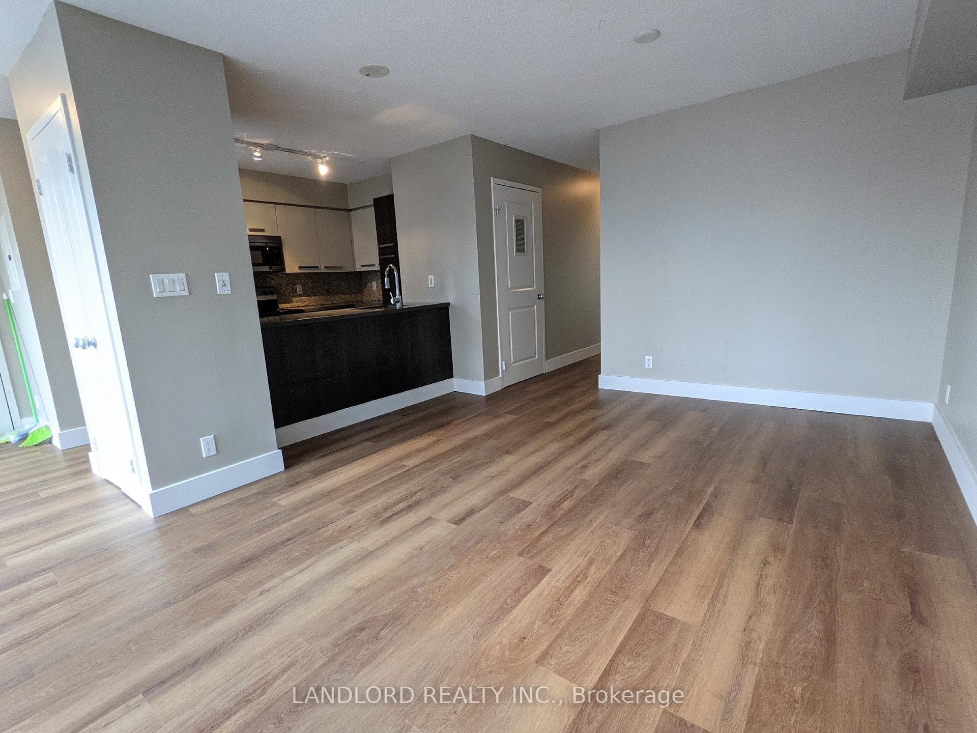 11 St Joseph Street Unit 1106 photo 6