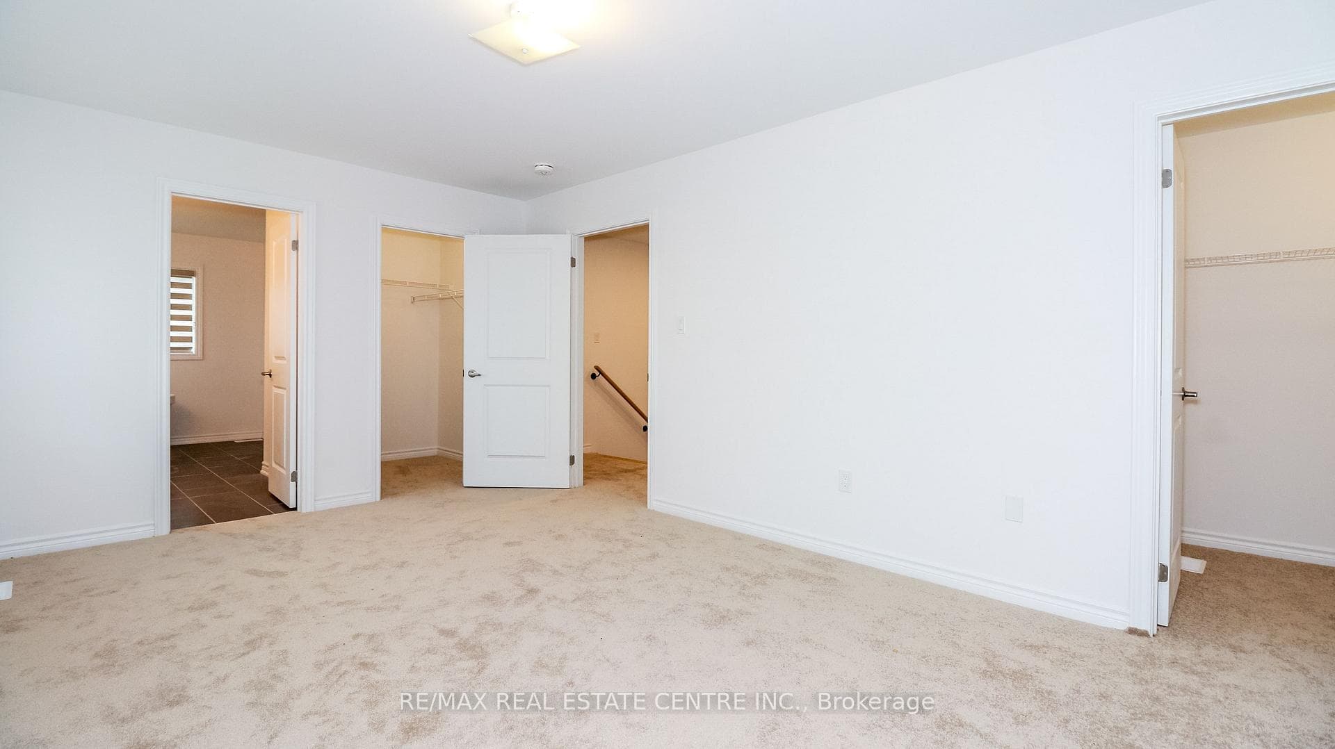 242 Duncan Street photo 29