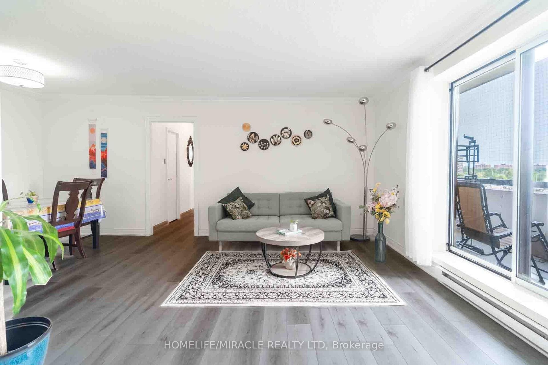 3025 Queen Frederica Drive Unit 807 photo 13