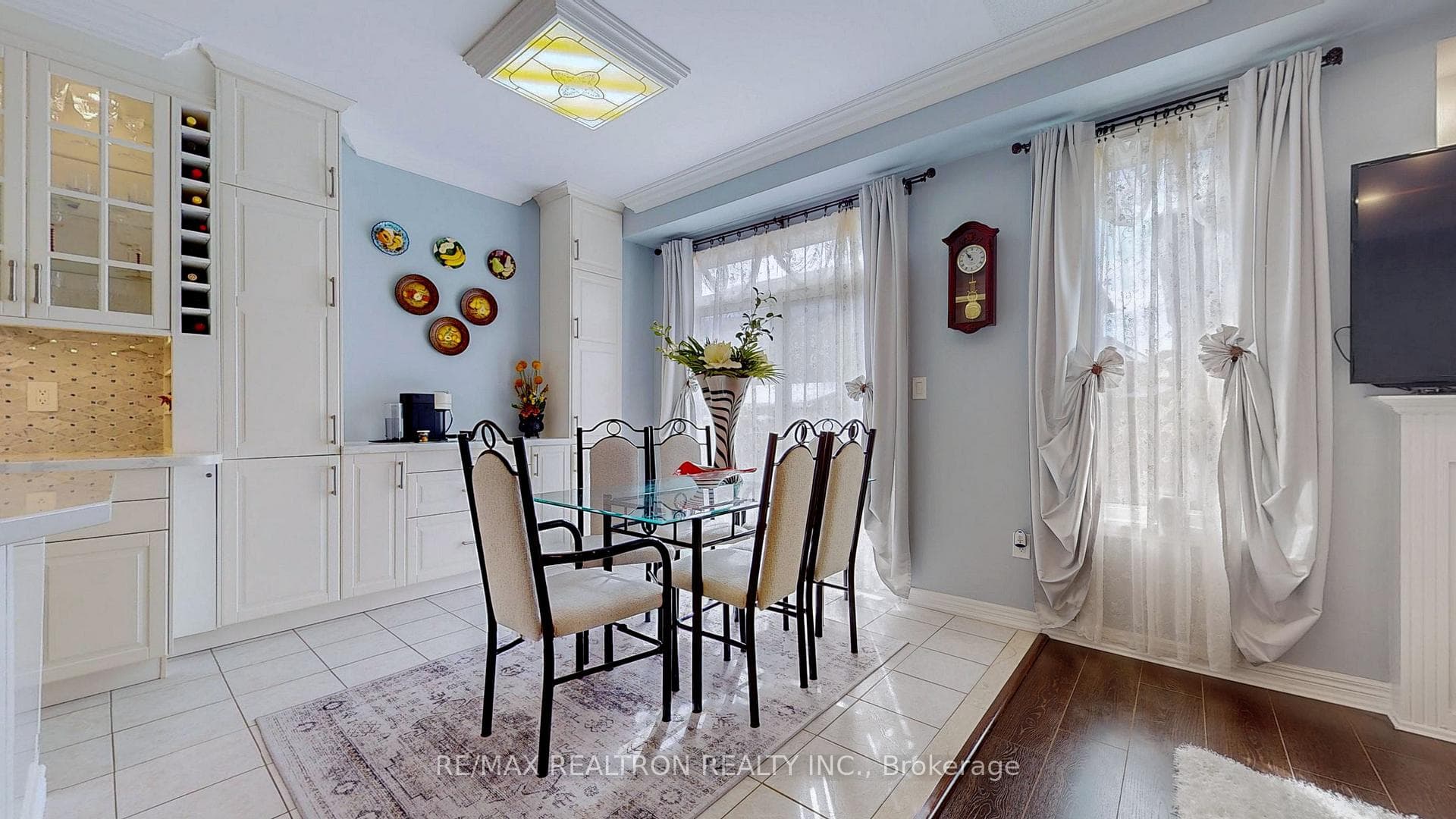 79 Longwood Avenue photo 20