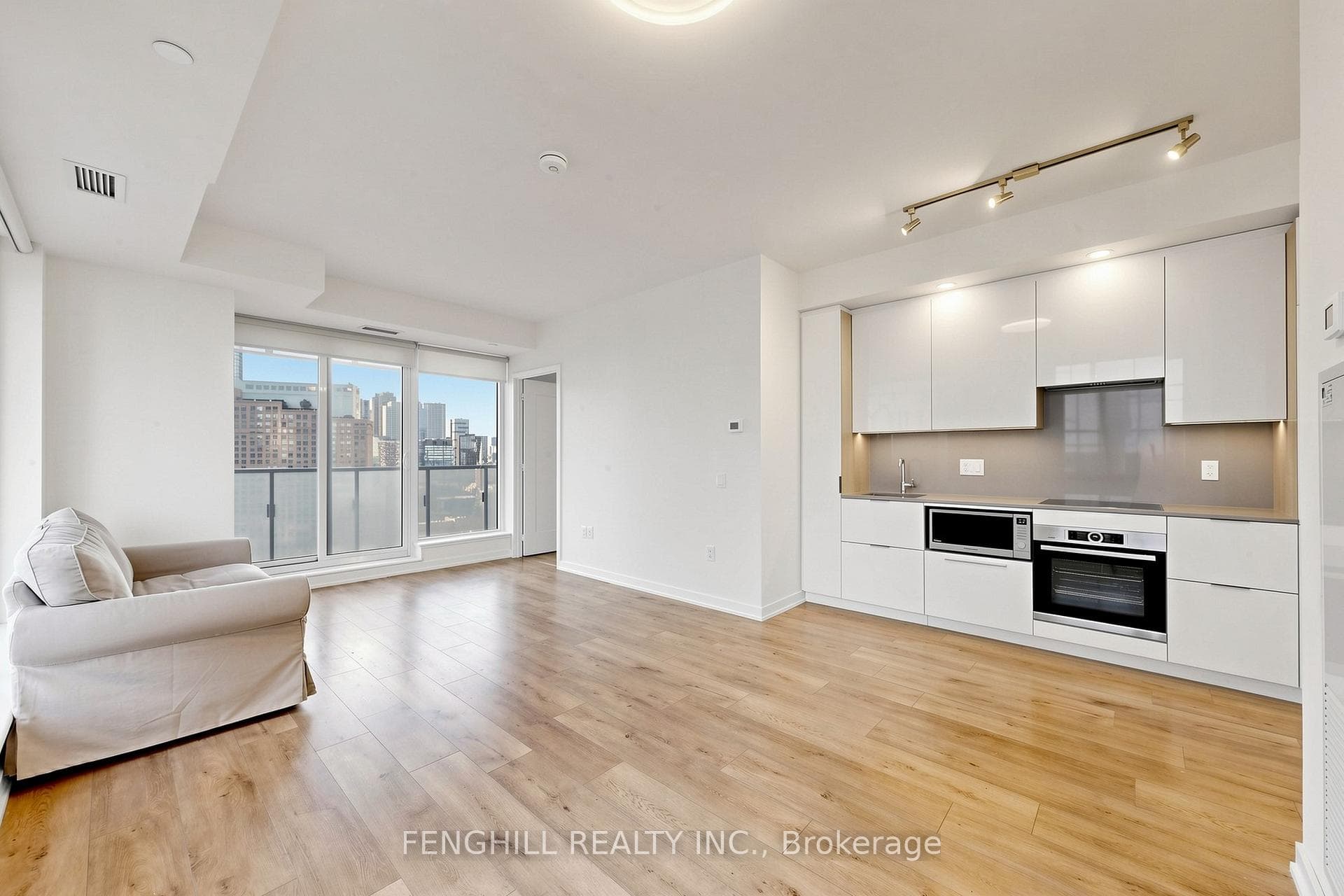 28 Freeland Street Unit 2104 photo 11