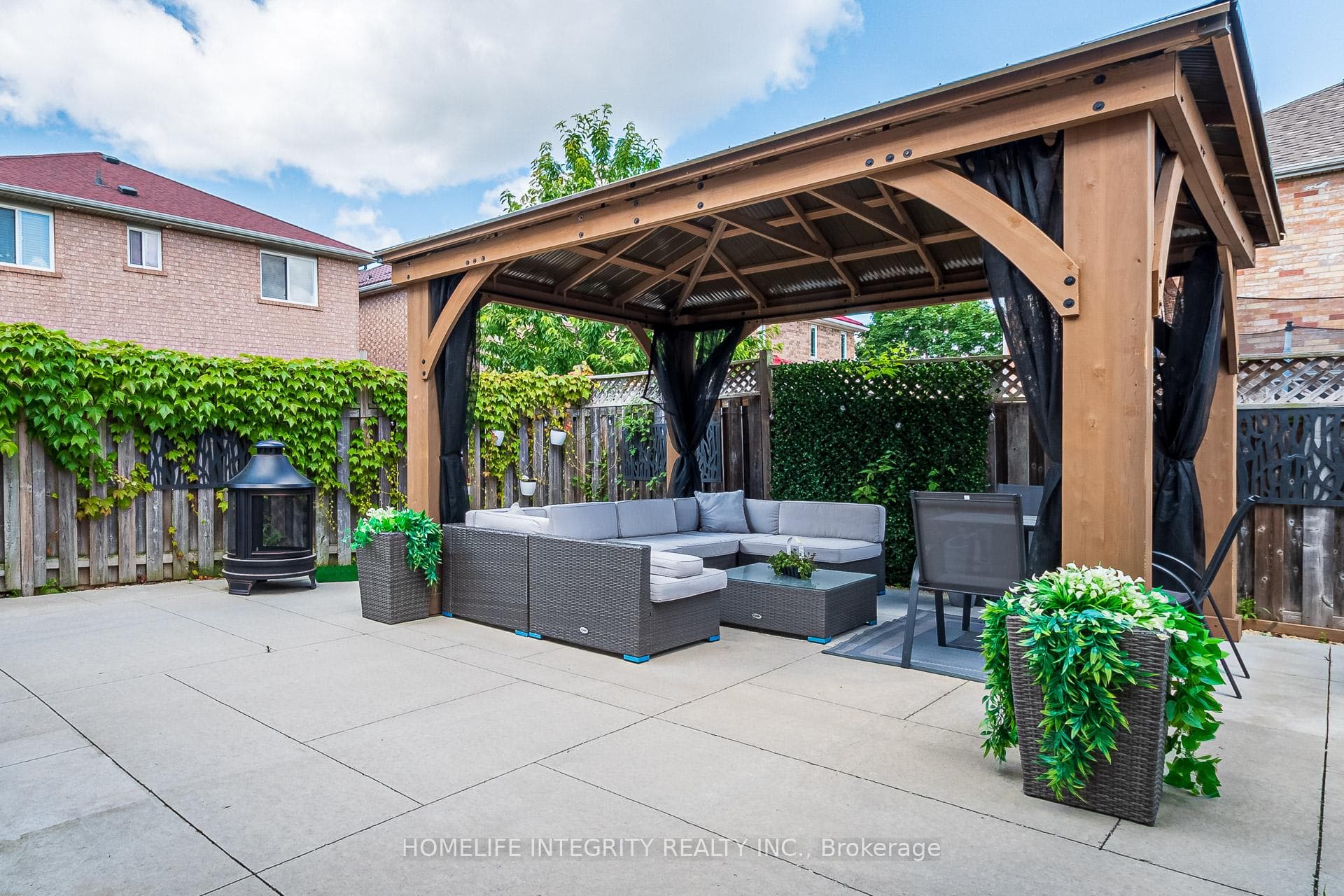 4 Silverbell Court photo 34