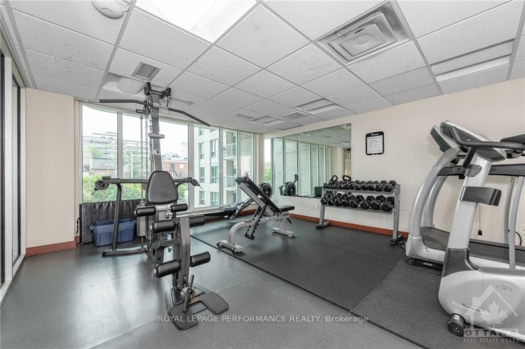 234 RIDEAU Street Unit 910 photo 23
