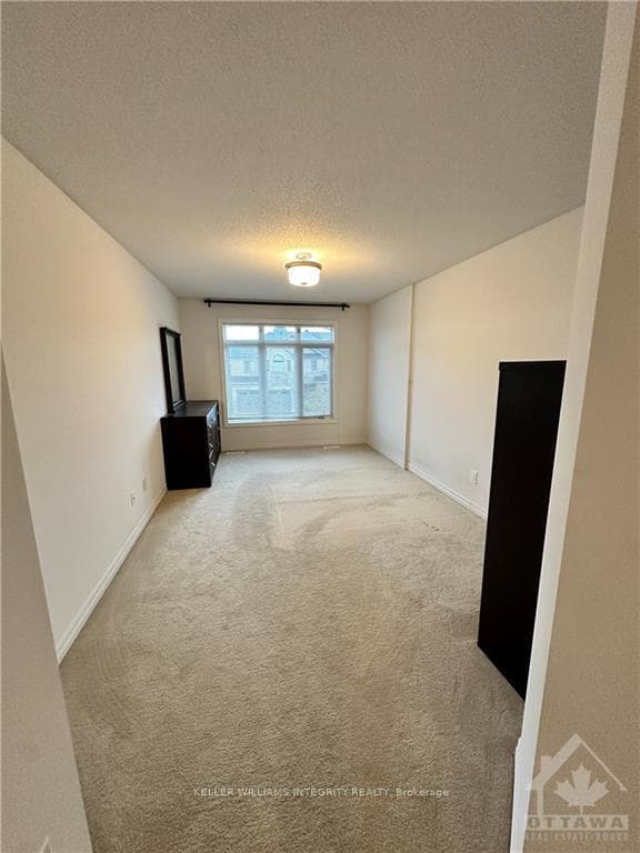 208 GOSSAMER Street photo 21