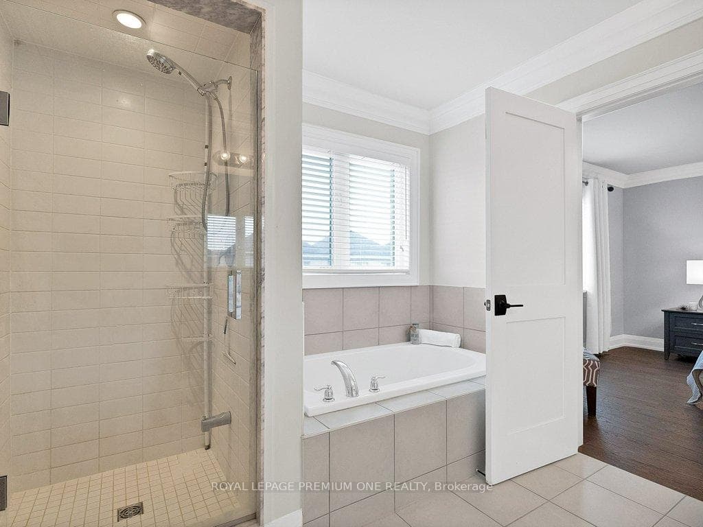 41 Schwalm Crescent photo 22
