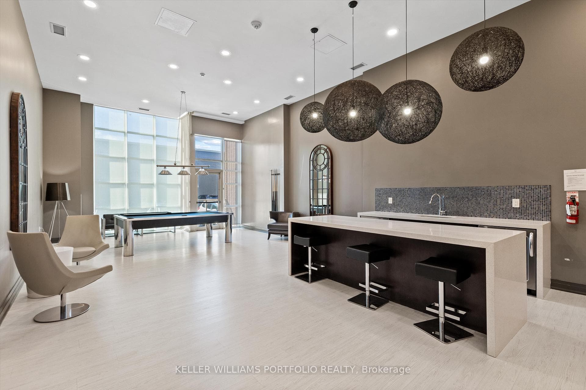 125 Western Battery Road Unit 2304 photo 15