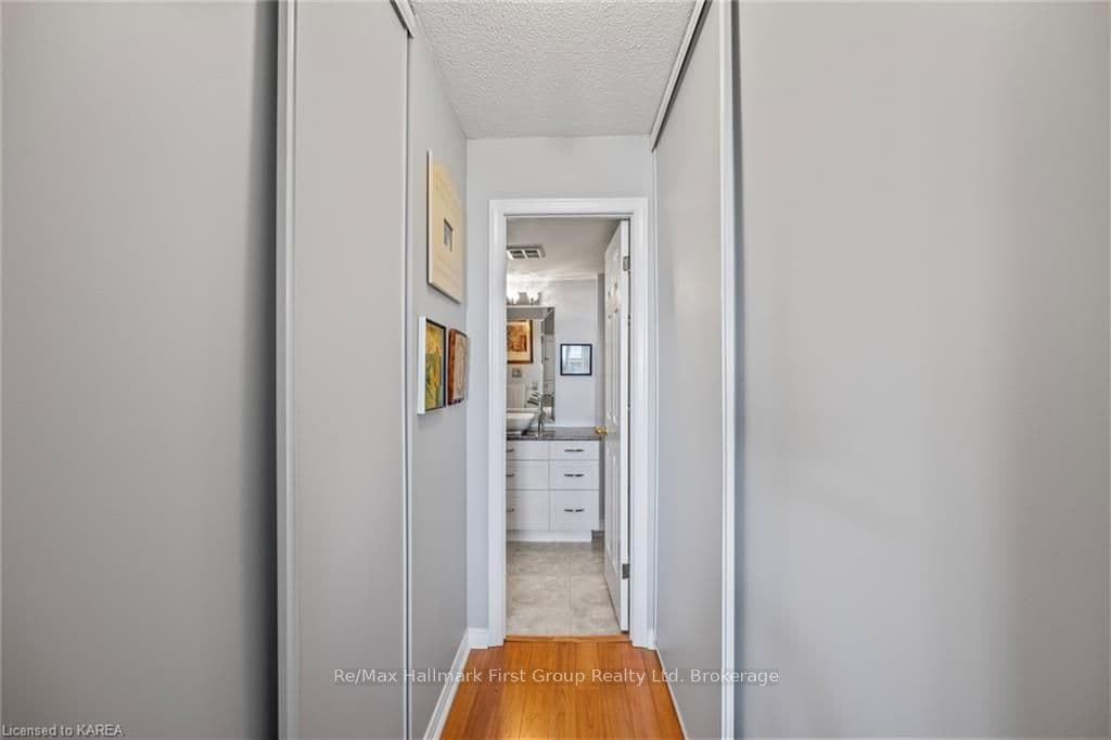 675 DAVIS Drive Unit 710 photo 24