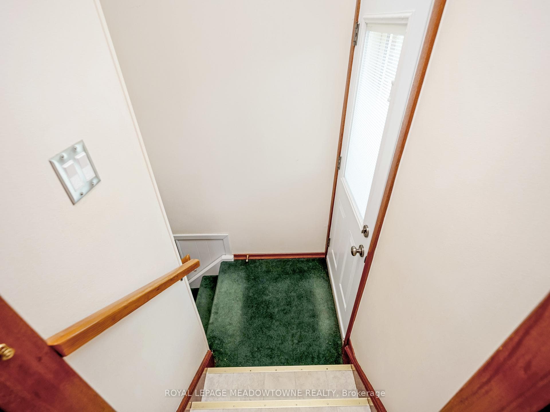 1733 Biscayne Drive photo 23