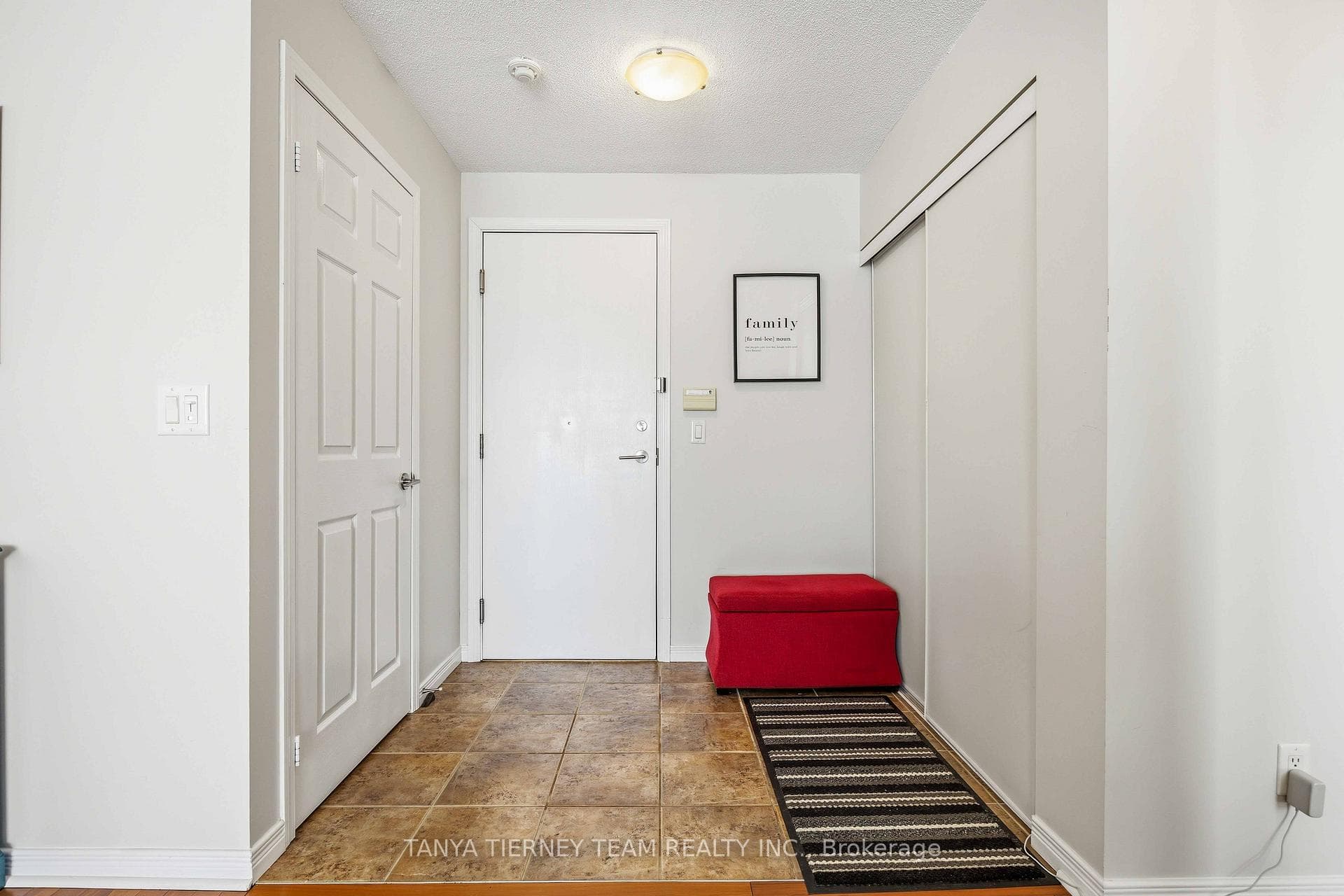 340 Watson Street Unit 903 photo 9