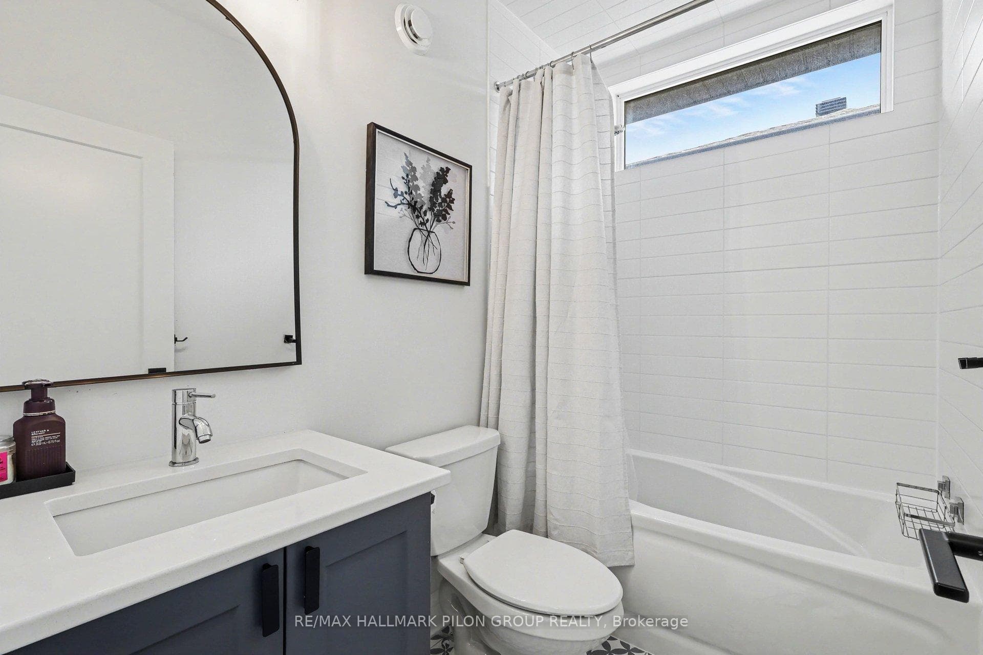 320 Cornice Street photo 25