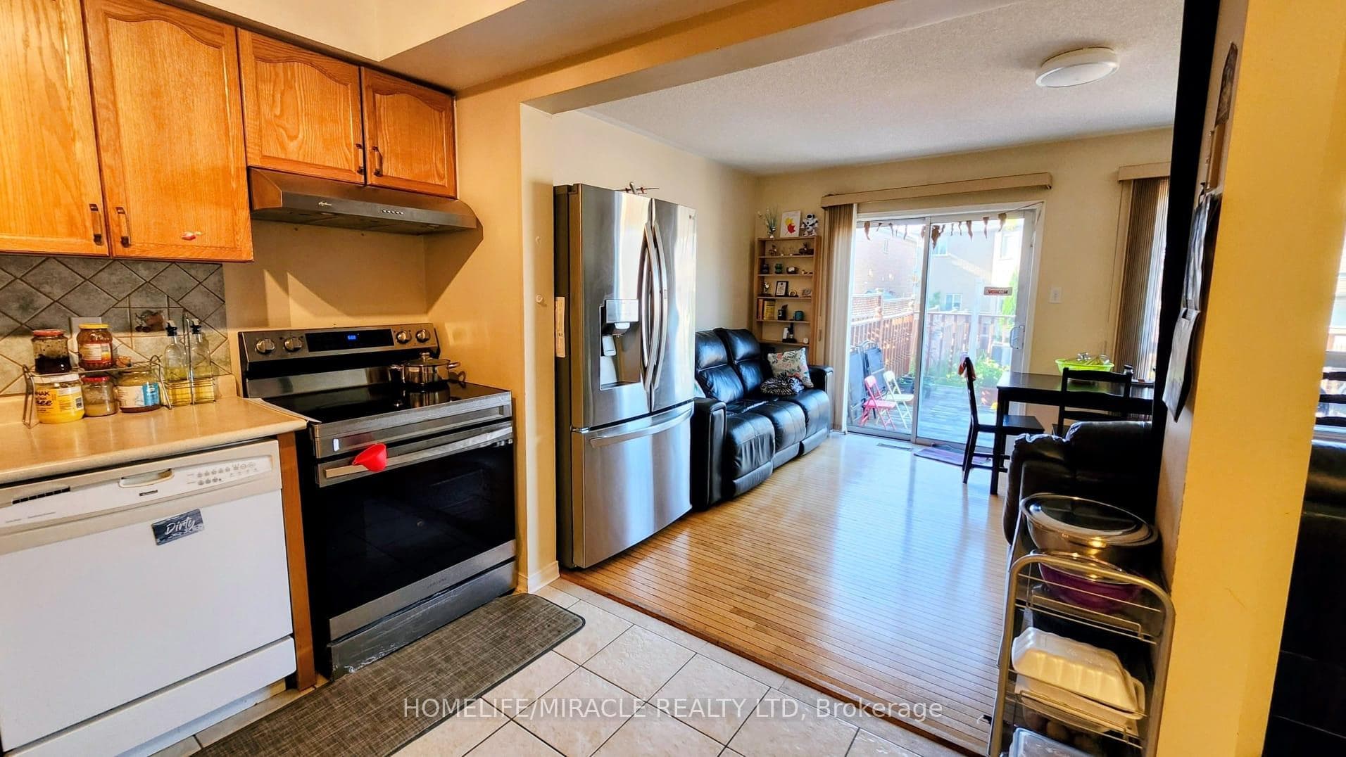 102 Whiteface Crescent photo 8