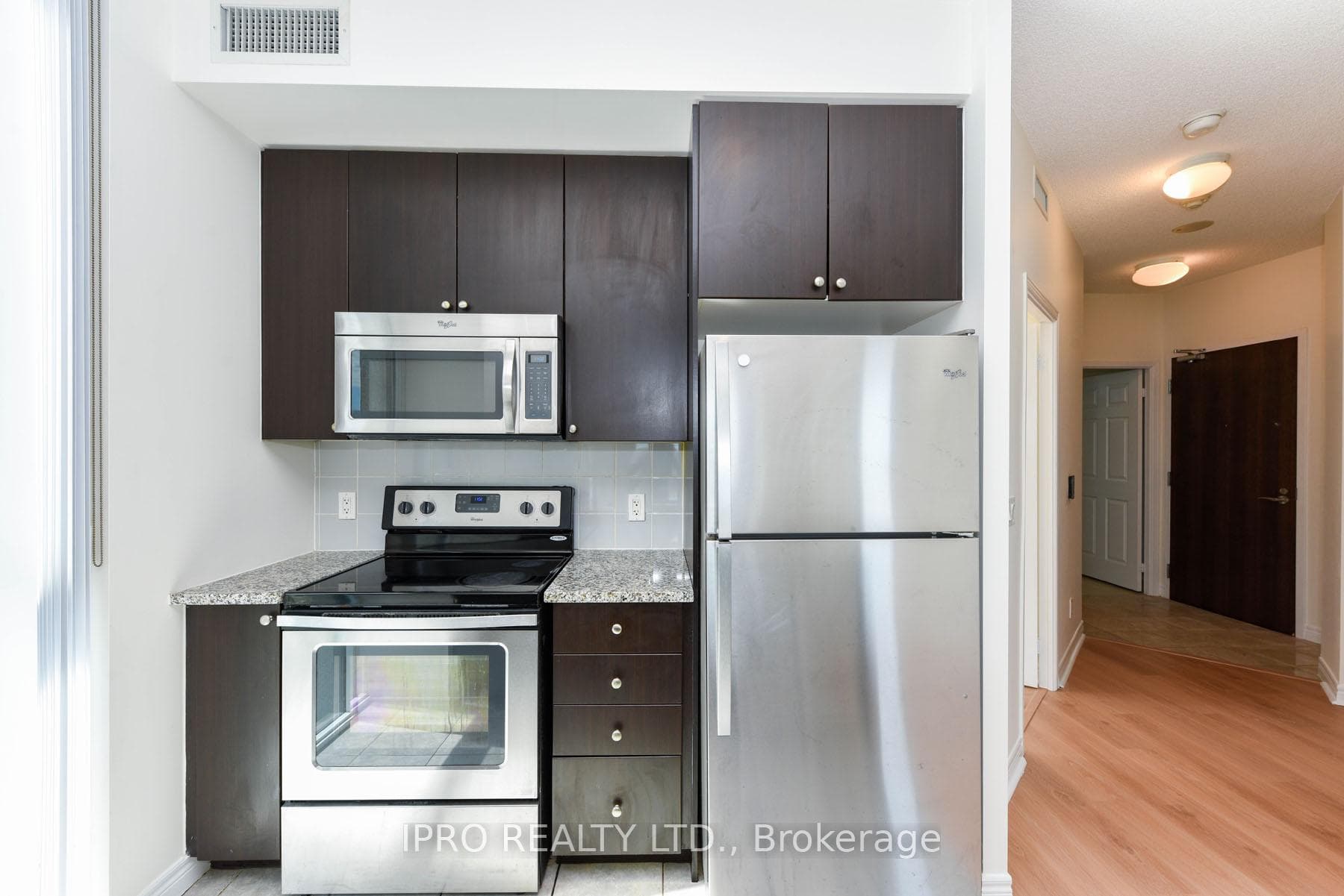 339 Rathburn Road Unit 2105 photo 16