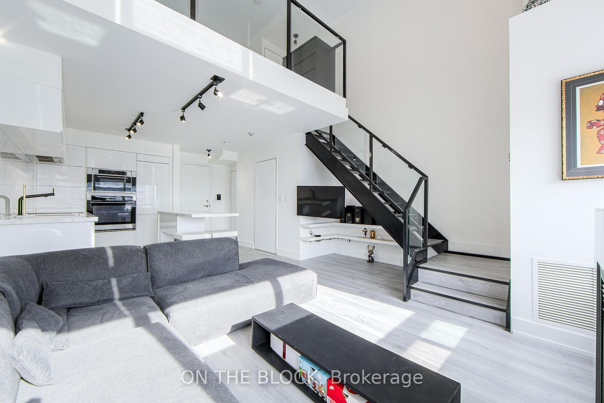250 Manitoba Street Unit 732 photo 16