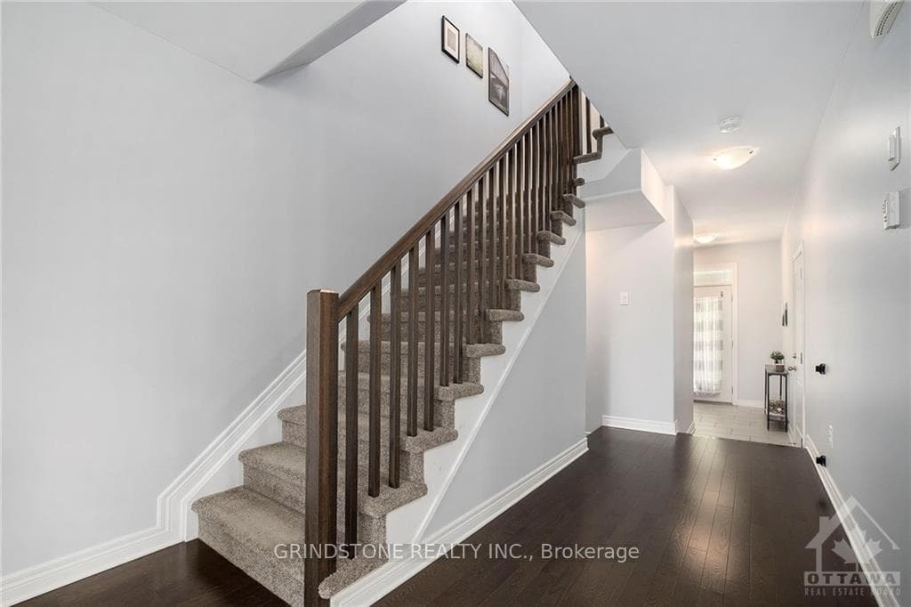 65 MORRIS Street photo 14
