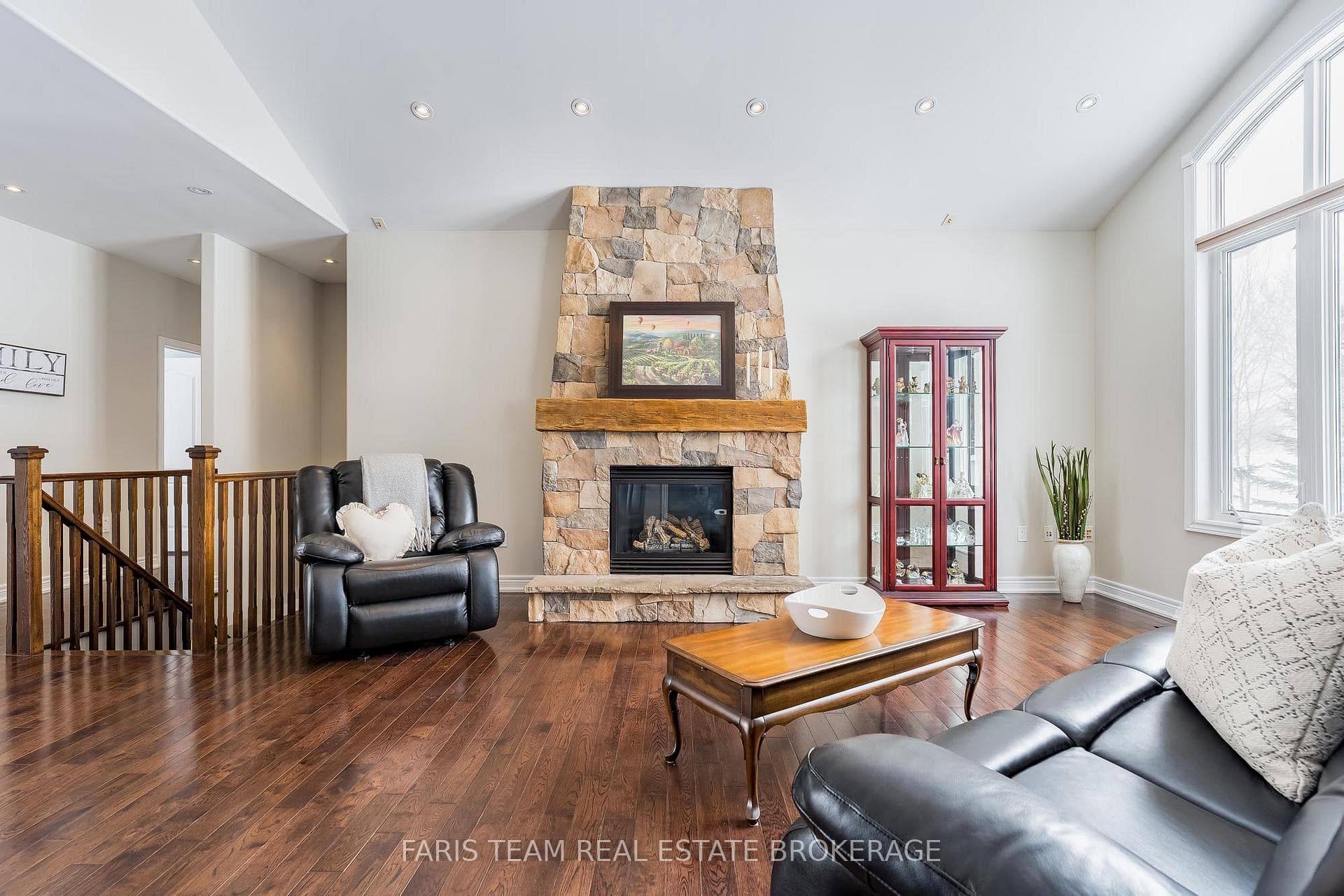 30 Fisher Drive photo 13