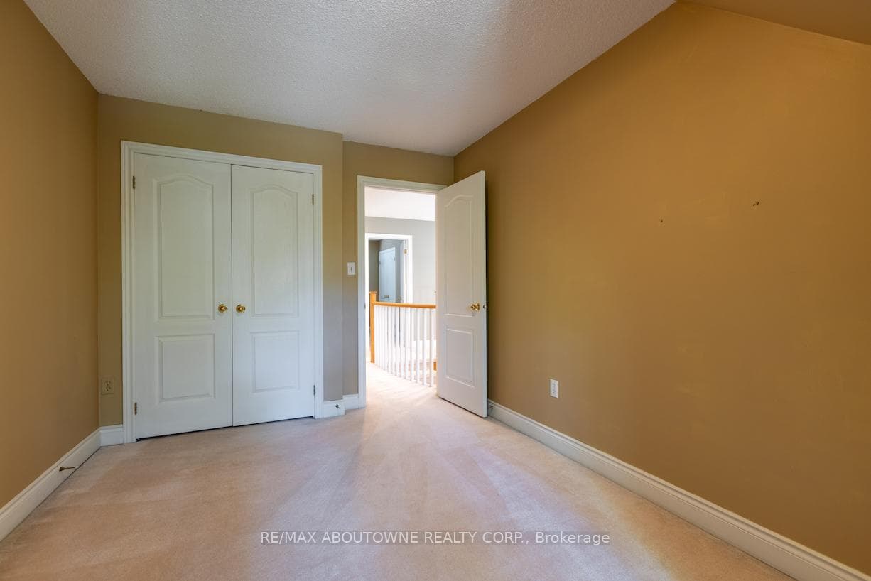 5427 Lakeshore Road Unit 11 photo 26