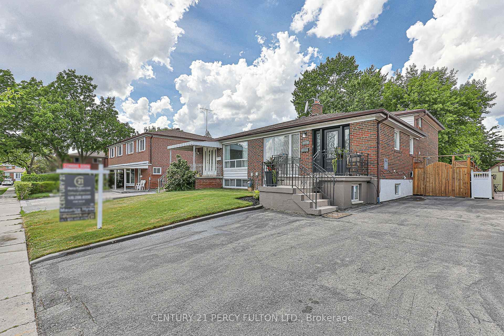14 Painswick Crescent photo 4