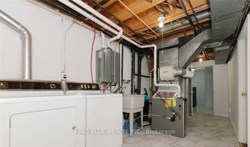 270 Timberbank Boulevard Unit 18Lower photo 9