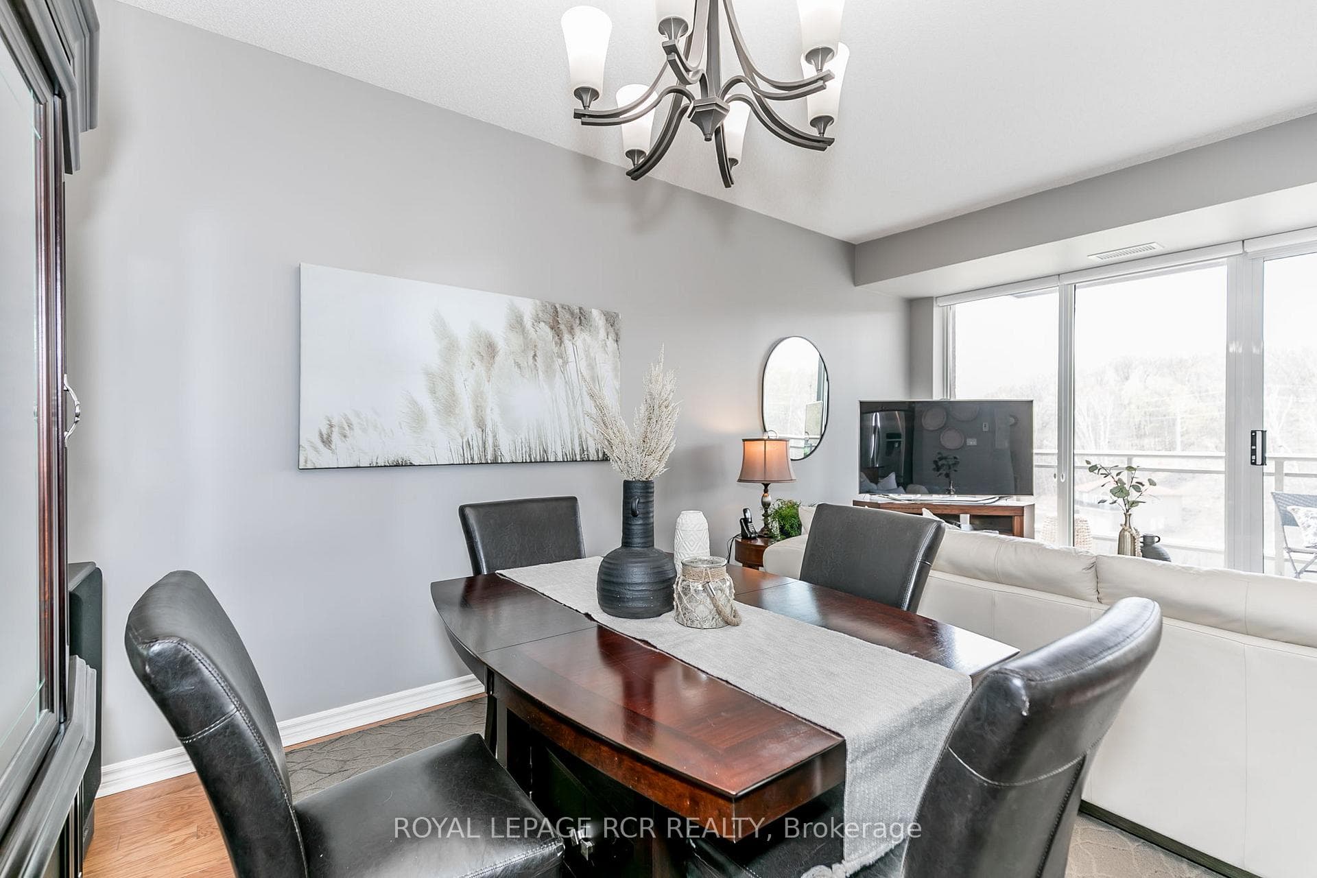 699 Aberdeen Boulevard Unit 608 photo 16