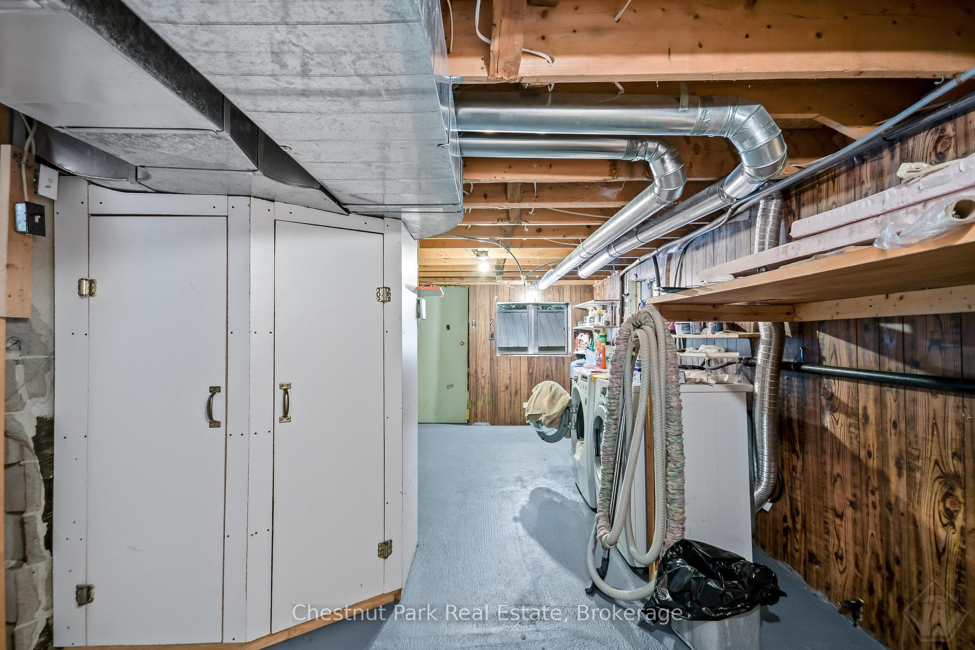 Laundry / Utility